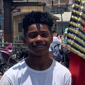 Meet your Posher, Camrrn